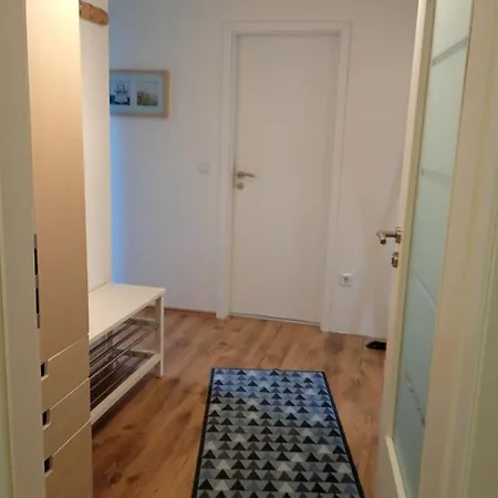 Moderne Ferienwohnung Mit Balkon Assumstadt Exterior photo